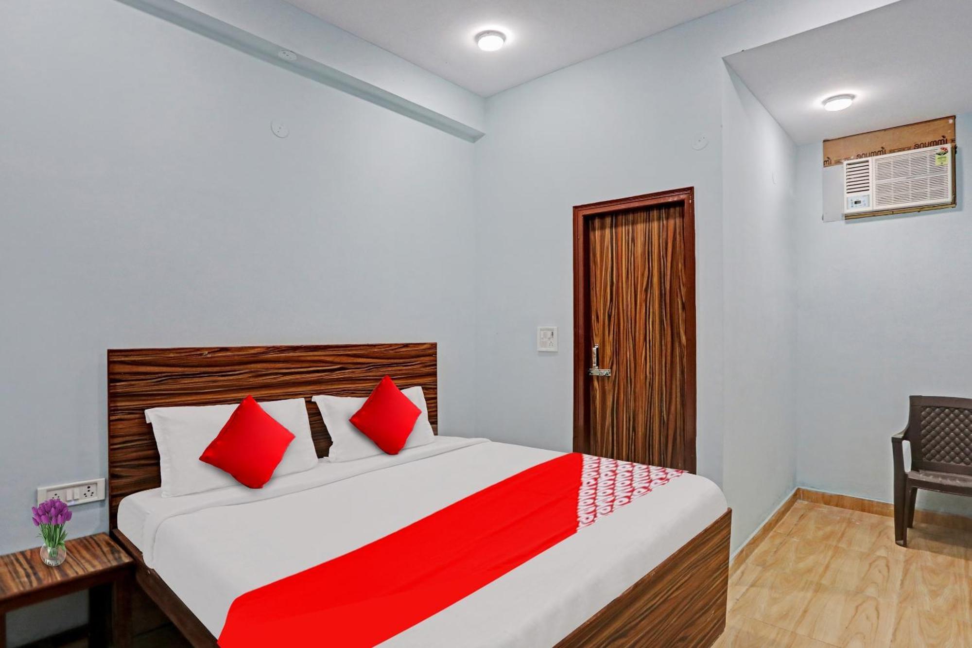 Hotel O Surya Gold Guest House Najafgarh Zewnętrze zdjęcie