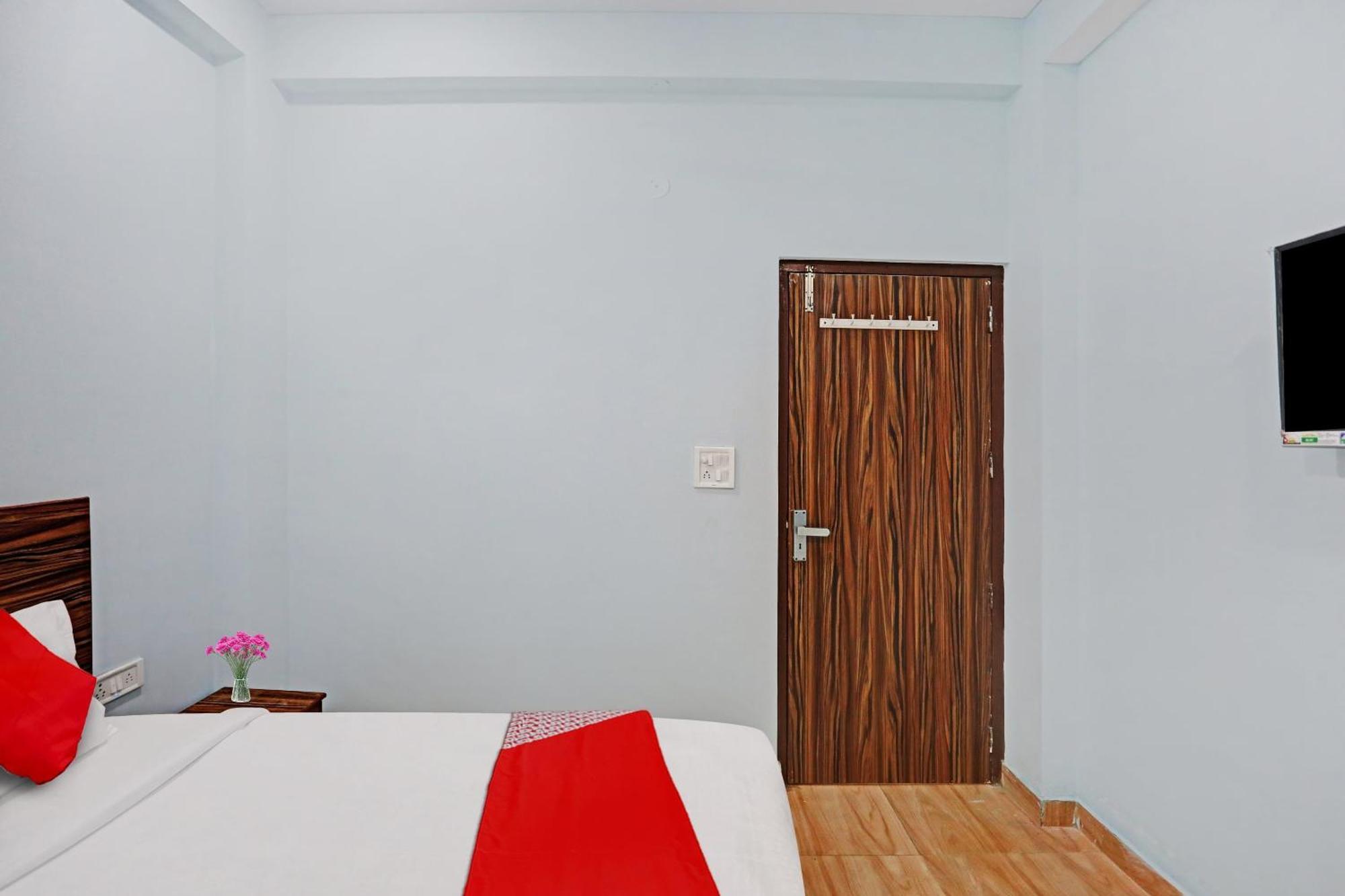 Hotel O Surya Gold Guest House Najafgarh Zewnętrze zdjęcie
