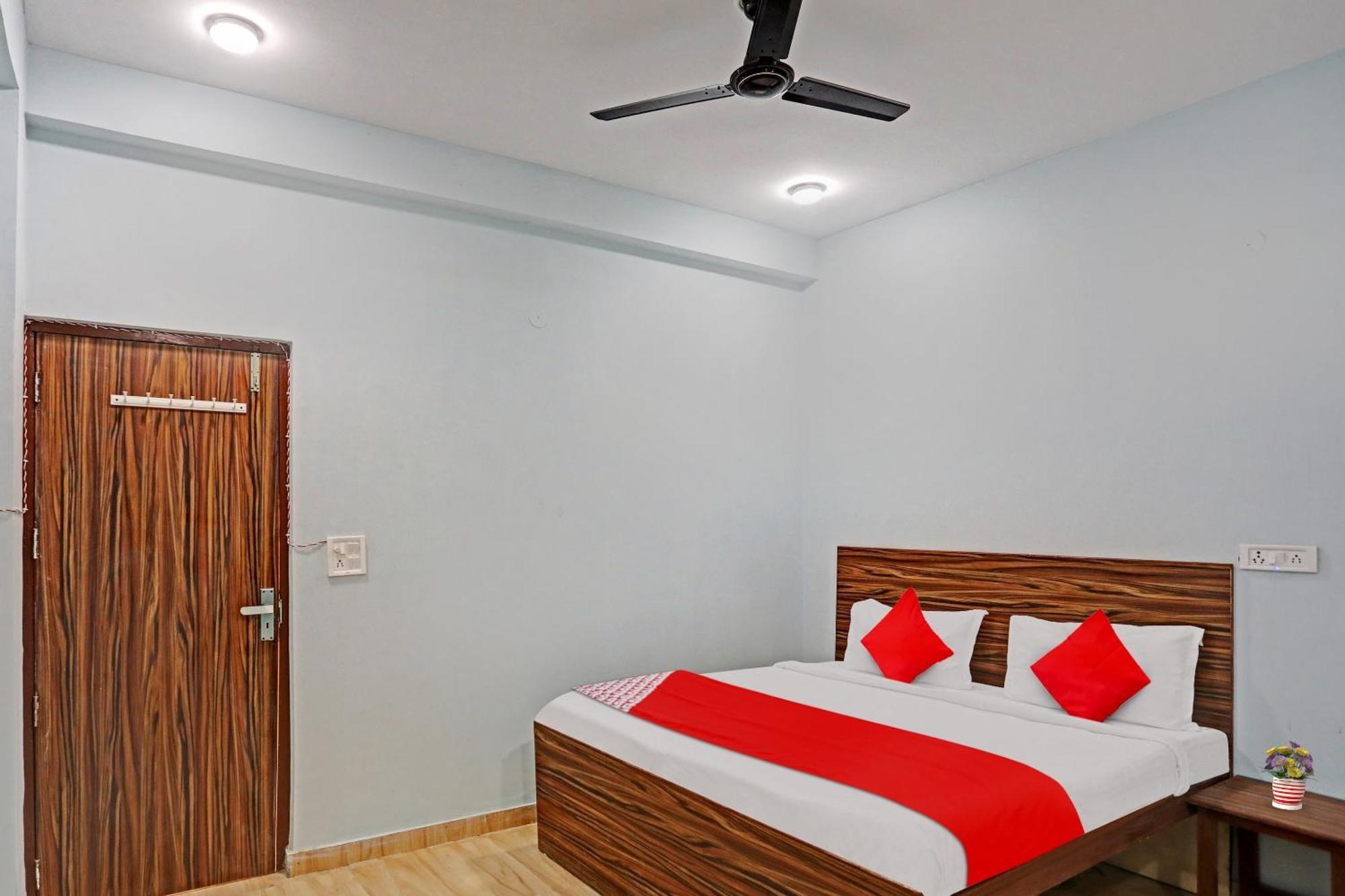 Hotel O Surya Gold Guest House Najafgarh Zewnętrze zdjęcie