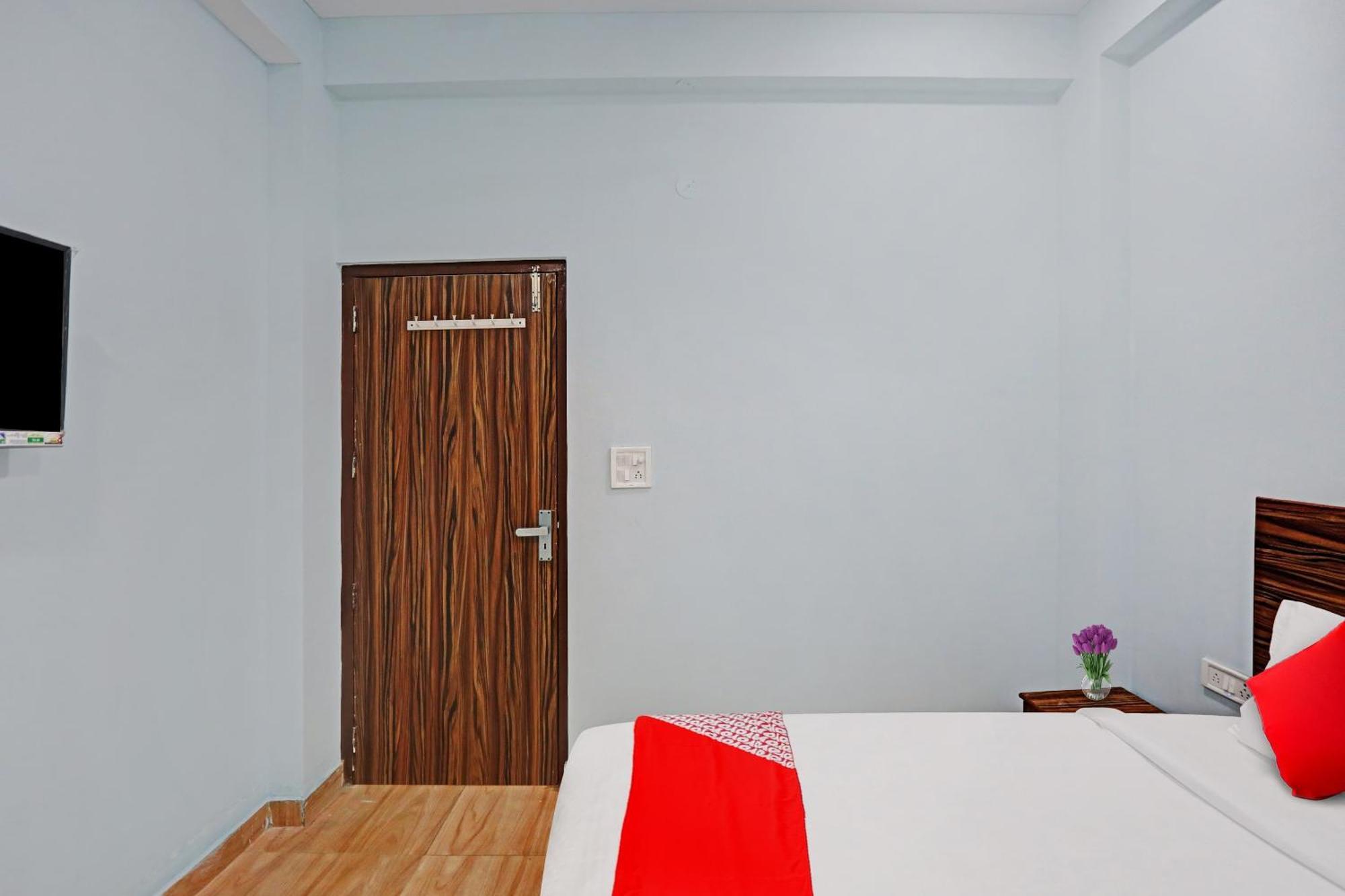 Hotel O Surya Gold Guest House Najafgarh Zewnętrze zdjęcie