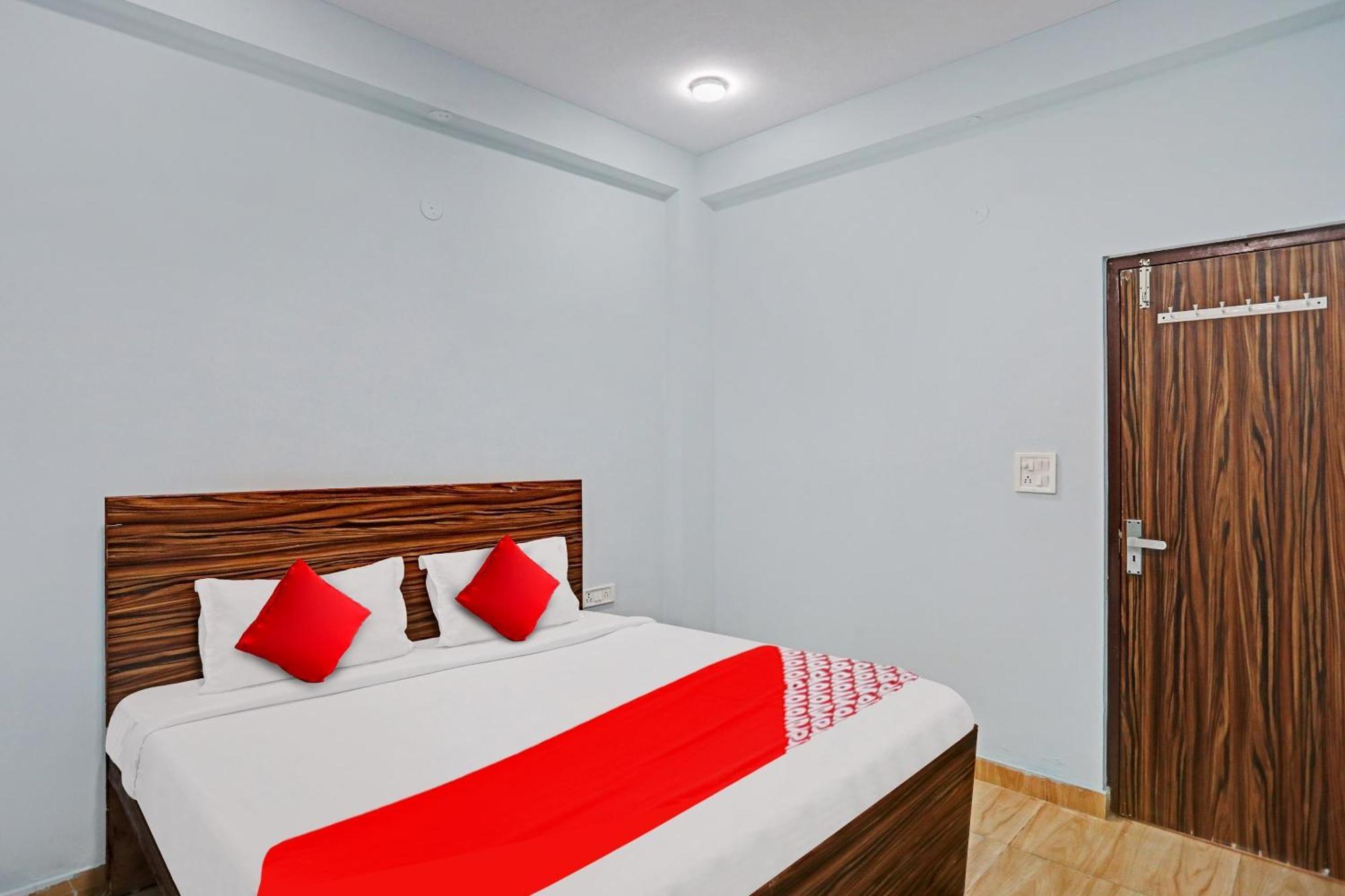 Hotel O Surya Gold Guest House Najafgarh Zewnętrze zdjęcie